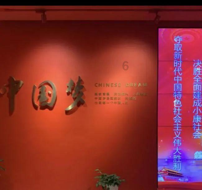 快点上厕所